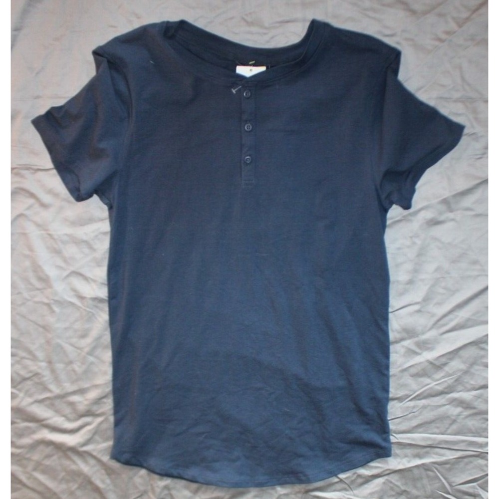 New W/tags All In Motion Gray Henley Short Sleeve Shirt Size S